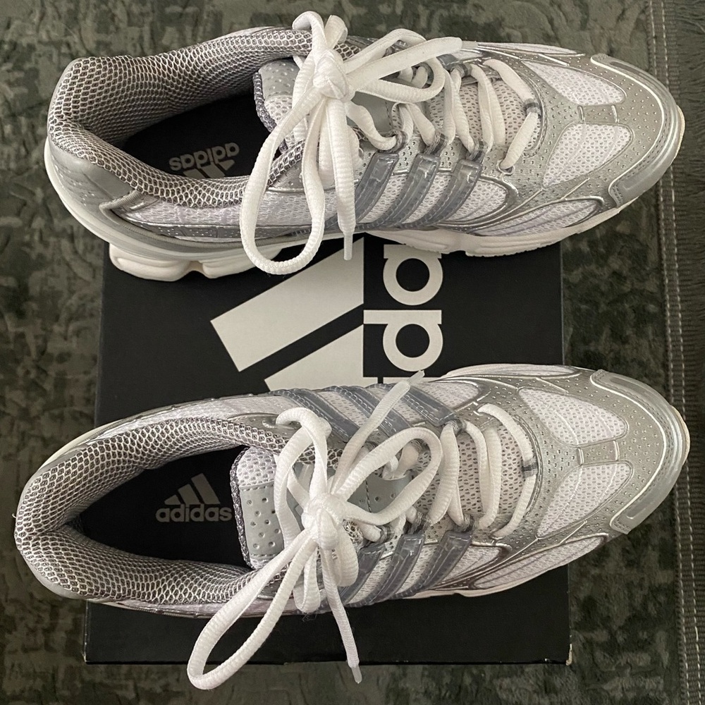 Adidas Originals Oswego Pro Trendy Sporty Sneakers - Picture 4 of 9